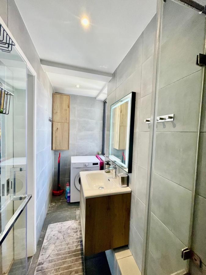 Luxury Modern Apartment - Excellent Location 50M From The Beach, Restaurants, Bars, Shops Flic en Flac Экстерьер фото